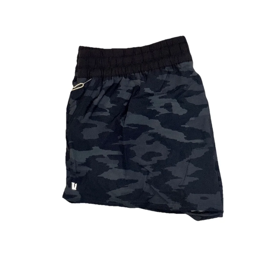 VUORI CLEMENTINE SHORT 2” BLACK WATERCOLOR CAMO SIZE XL NWT